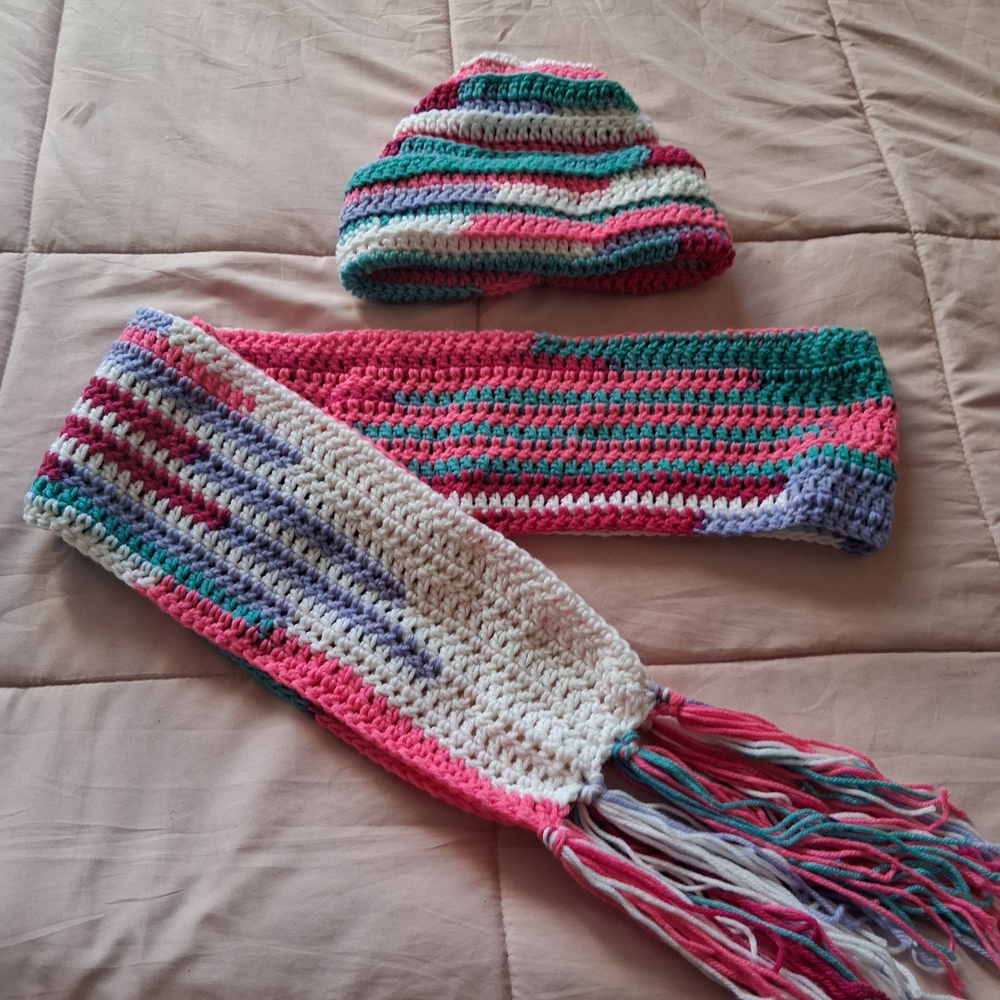 Colorful Striped Kids Hat and Scarf Set